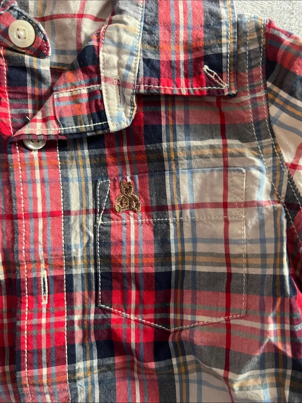 GAP Red Navy Cream Plaid Button-Down Shirt